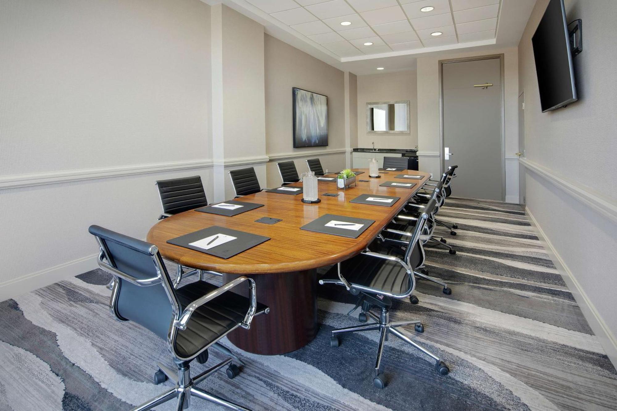 Embassy Suites By Hilton Detroit Troy Auburn Hills Екстер'єр фото