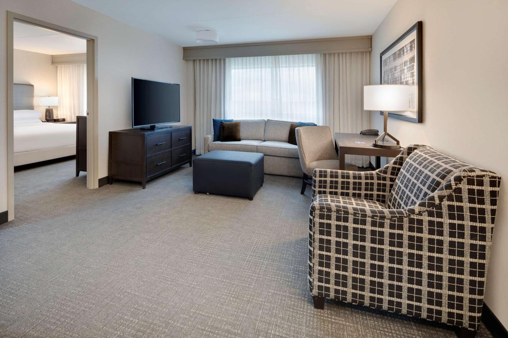 Embassy Suites By Hilton Detroit Troy Auburn Hills Екстер'єр фото